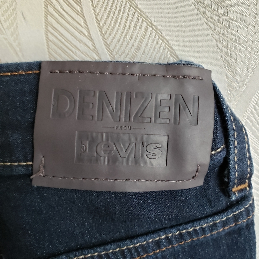 Denizen From Levi's 216 Skinny Fit Boy's Dark Wash Denim Blue Jeans - Picture 3 of 8